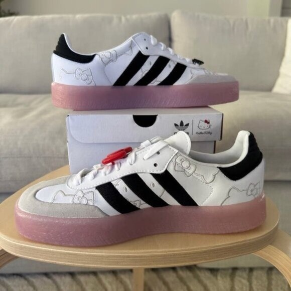 ADIDAS ORIGINAL SAMBAE HELLO KITTY-WHITE/PINK In Hand fashion - Picture 1 of 5